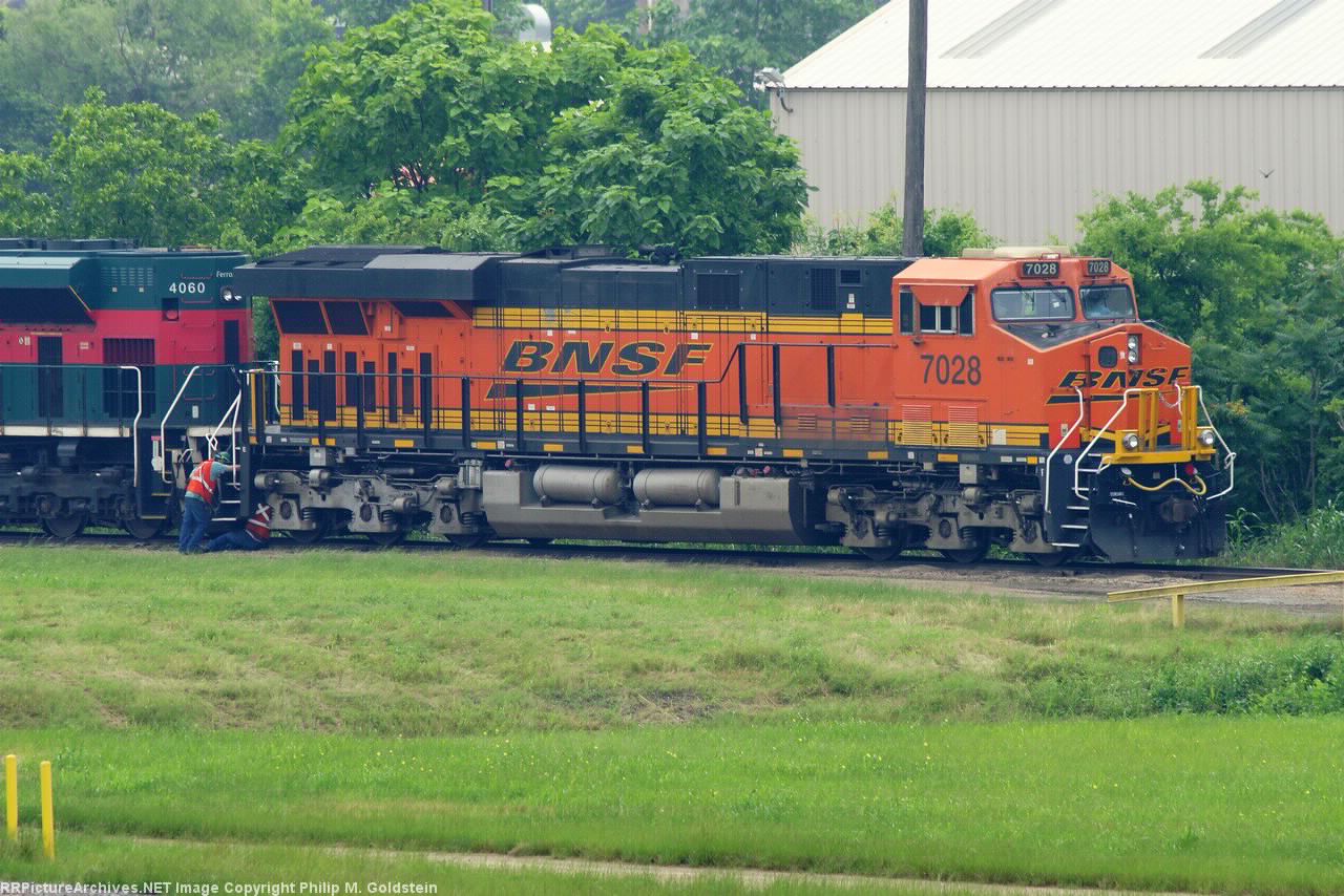 BNSF 7028